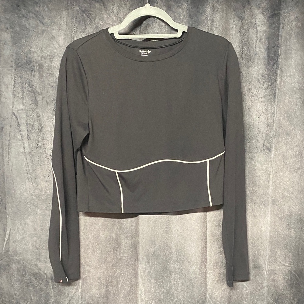 Old Navy Black Long Sleeve Crop Top